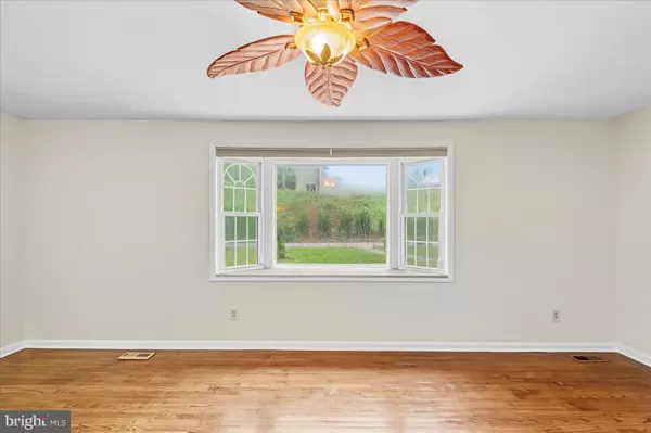 Perry Hall, MD 21128,9938 RICHLYN DR