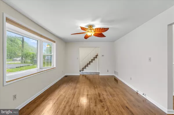 Perry Hall, MD 21128,9938 RICHLYN DR