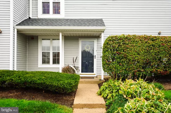 Newtown, PA 18940,401 SOCIETY PL #A1