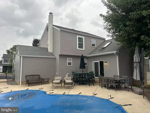 Bensalem, PA 19020,1407 CORNFLOWER LN