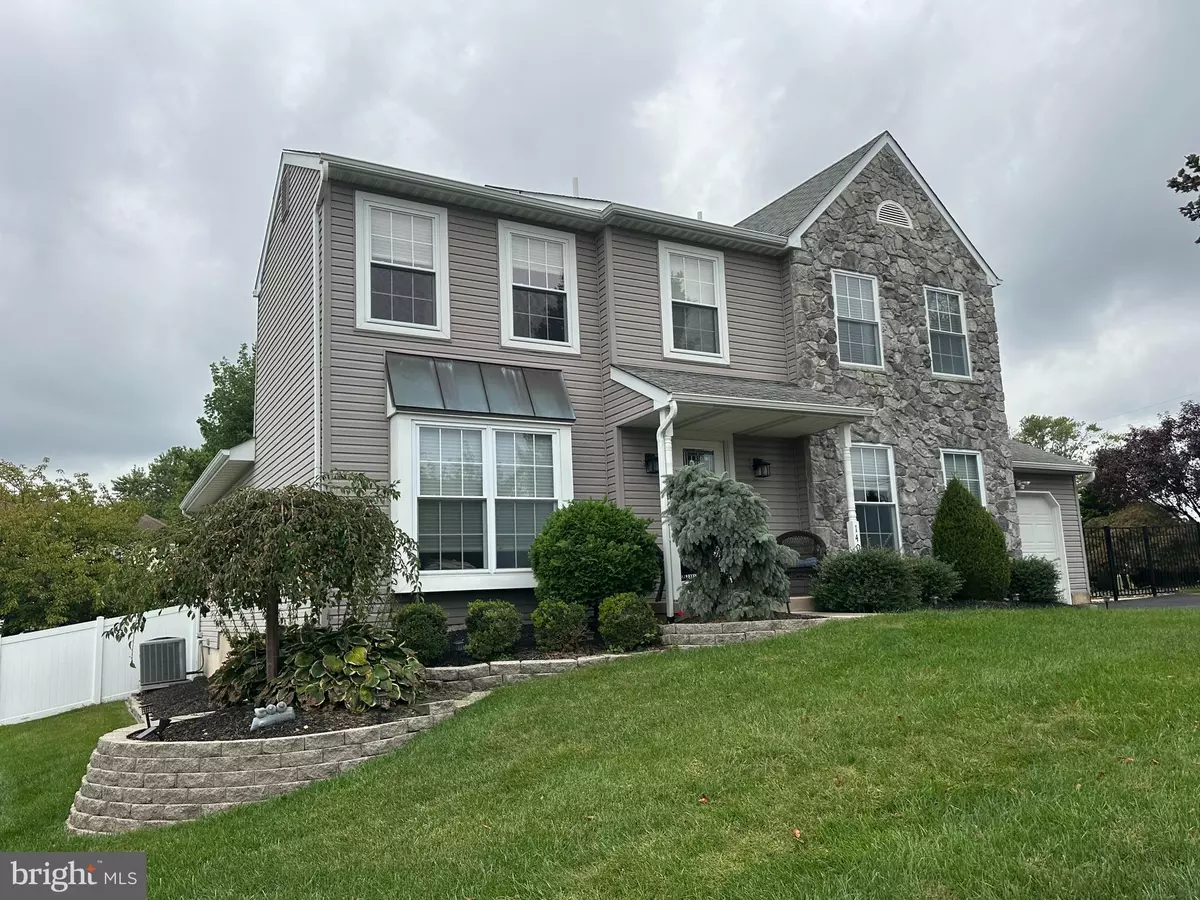 Bensalem, PA 19020,1407 CORNFLOWER LN