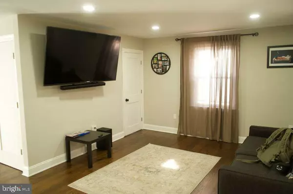 Riverside, NJ 08075,133 HEULINGS AVE