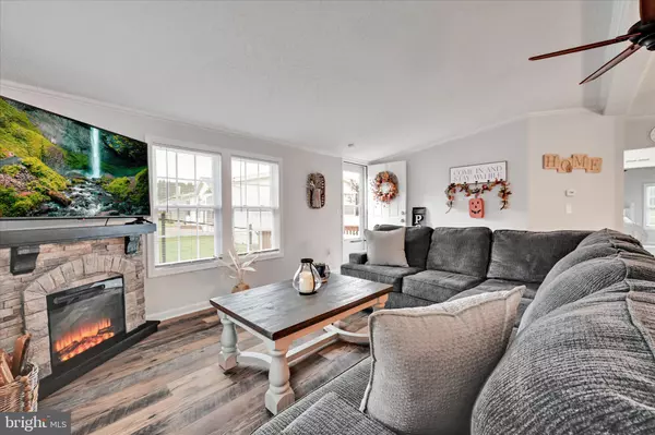 Glenmoore, PA 19343,13 FORSYNTHIA LN