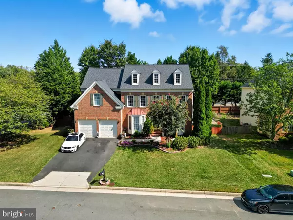 Herndon, VA 20171,2725 ROBALEED WAY