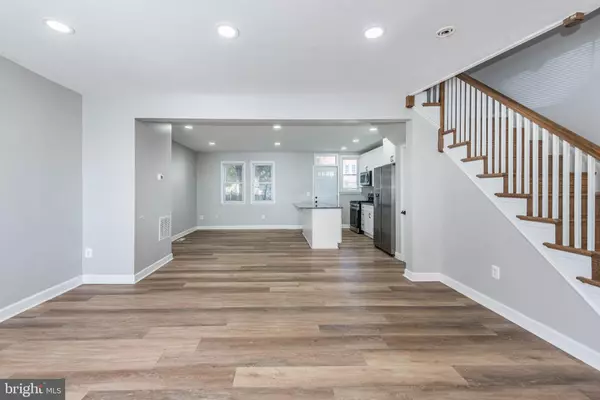 Baltimore, MD 21213,3402 PARKLAWN AVE