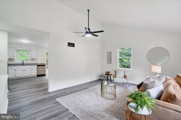 York, PA 17406,4865 FAKE RD