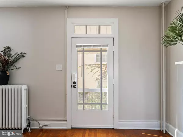Winchester, VA 22601,321 N BRADDOCK ST