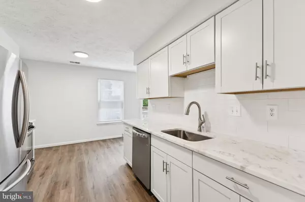 Indian Head, MD 20640,21 PARK SQUARE DR