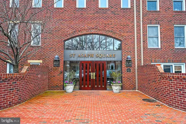 801 S PITT ST #332, Alexandria, VA 22314