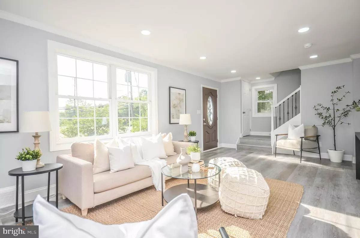 Hyattsville, MD 20782,7009 ADELPHI RD