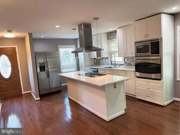 Woodbridge, VA 22191,16611 GEDDY CT