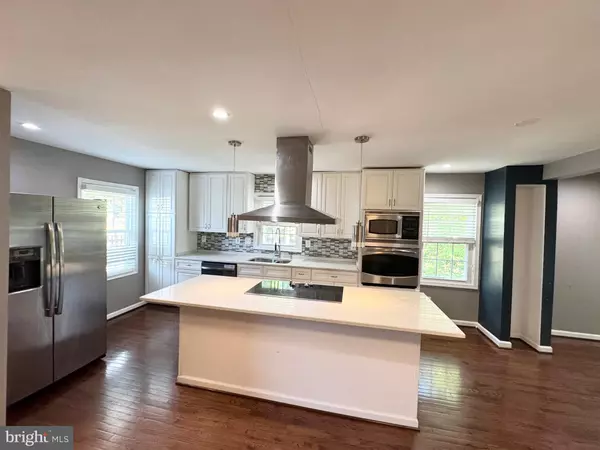 Woodbridge, VA 22191,16611 GEDDY CT