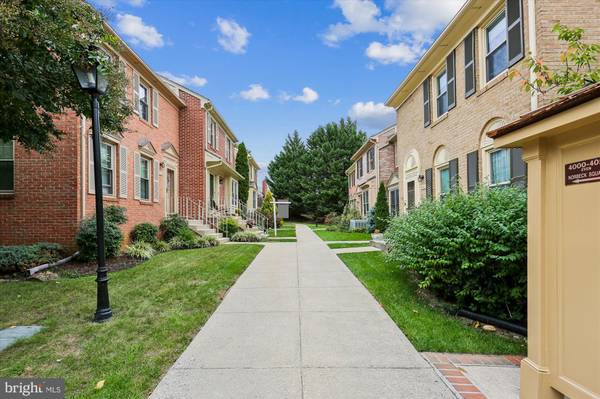 Rockville, MD 20853,4002 NORBECK SQUARE DR