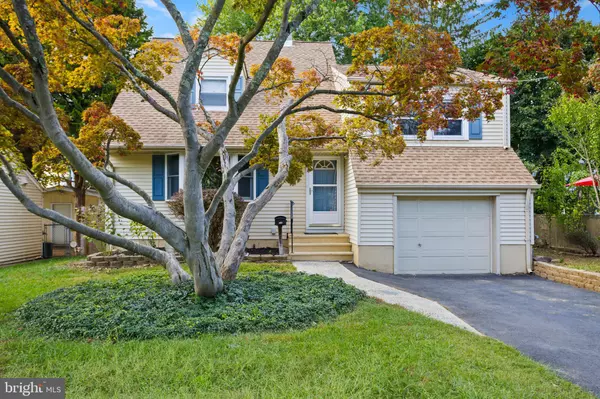 136 PALMER LN, Ewing Twp, NJ 08618