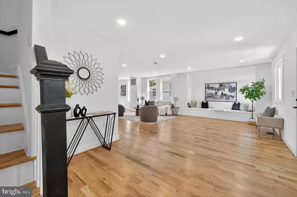 Washington, DC 20018,1006 DOUGLAS ST NE