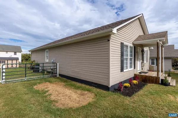 Fishersville, VA 22939,81 PAINTER LN