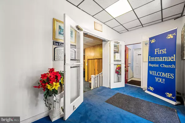 Philadelphia, PA 19121,2434-38 RIDGE AVE