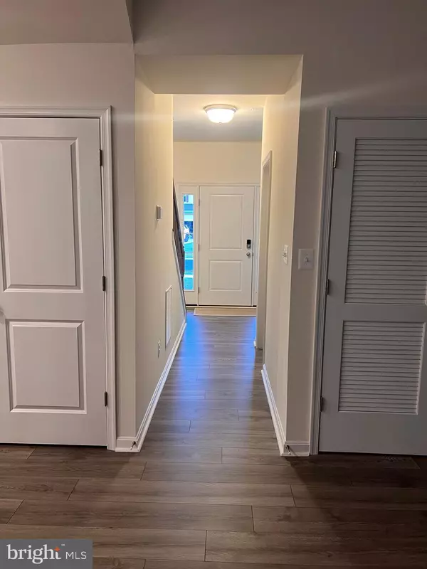 Cambridge, MD 21613,178 REGULATOR DR N