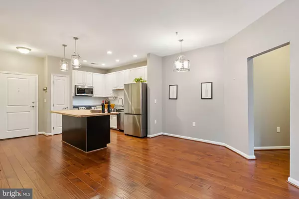 Fairfax, VA 22031,2665 PROSPERITY AVE #111