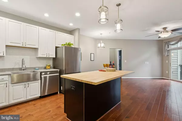 Fairfax, VA 22031,2665 PROSPERITY AVE #111