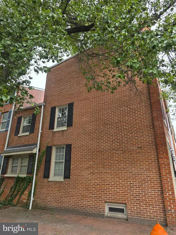 Baltimore, MD 21230,628 WARNER ST