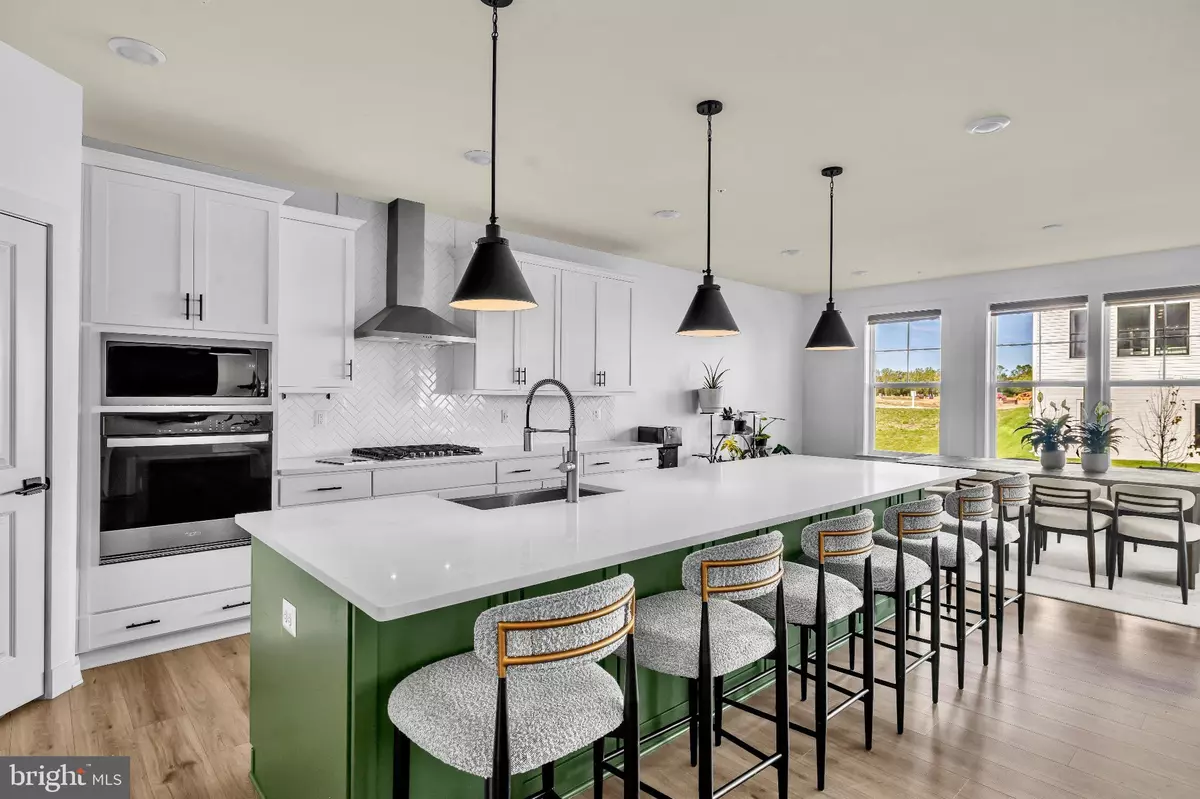 Bowie, MD 20716,428 MEADOW CREEK DR