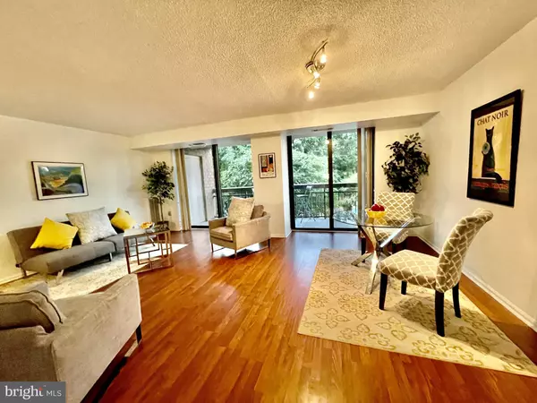 Falls Church, VA 22043,2230 GEORGE C MARSHALL DR #512