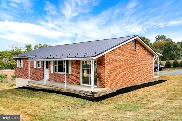 Mifflintown, PA 17059,93 HOWELL DR