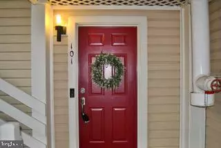 Alexandria, VA 22304,240 S REYNOLDS ST #101