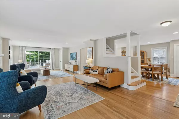 Paoli, PA 19301,106 S VALLEY RD