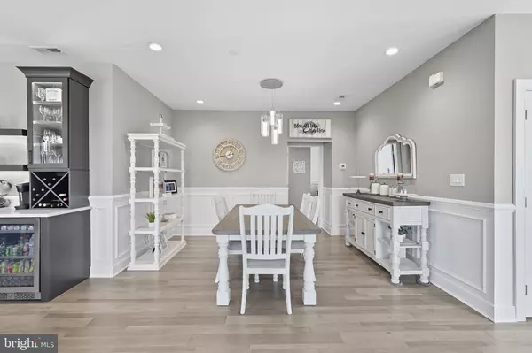 Yardley, PA 19067,281 DUNHILL WAY