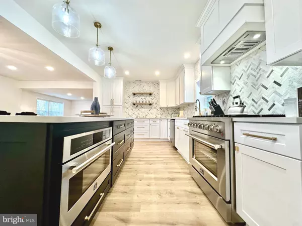 Glassboro, NJ 08028,120 PEACE LN