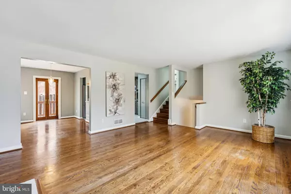 Arlington, VA 22204,641 S GREENBRIER ST