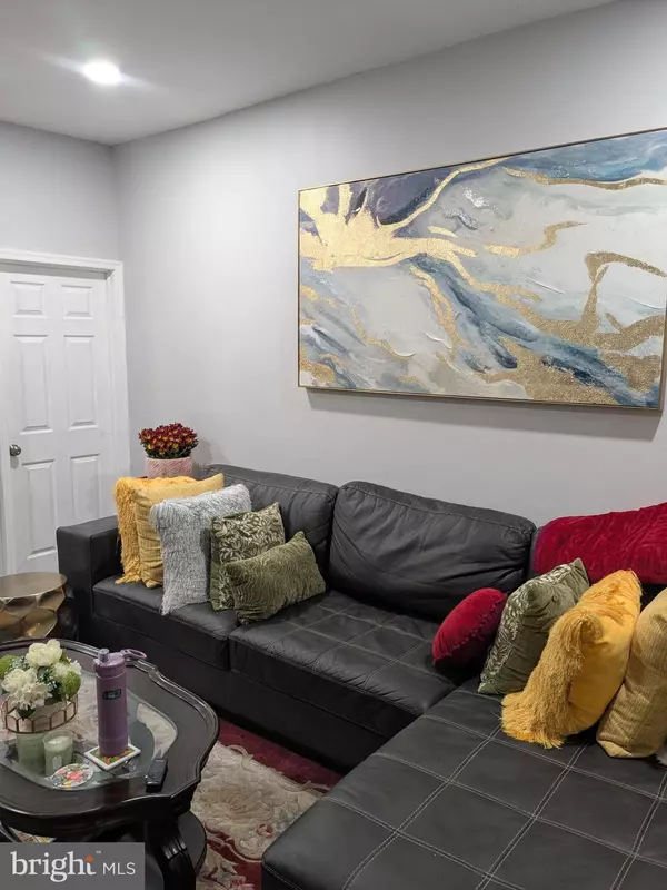 Pottstown, PA 19464,764 QUEEN ST