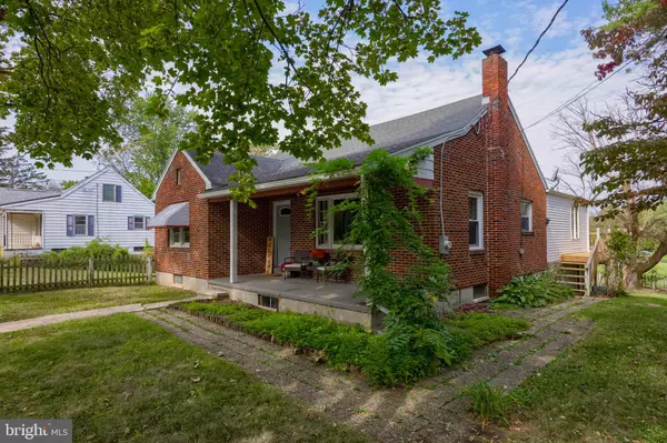 Reading, PA 19608,729 FRITZTOWN RD