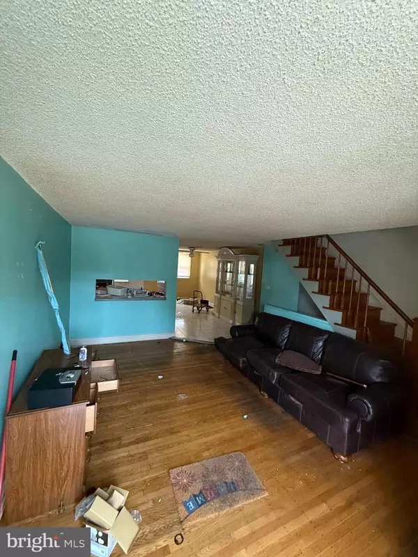 Philadelphia, PA 19151,7650 SHERWOOD RD