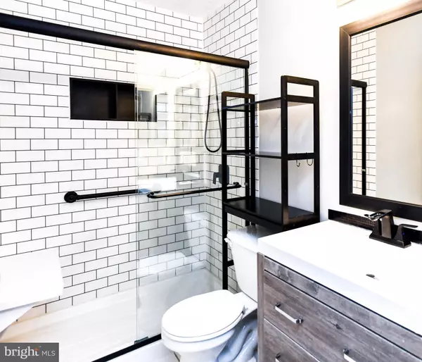 Bowie, MD 20720,11400 DEEPWOOD DR #157B