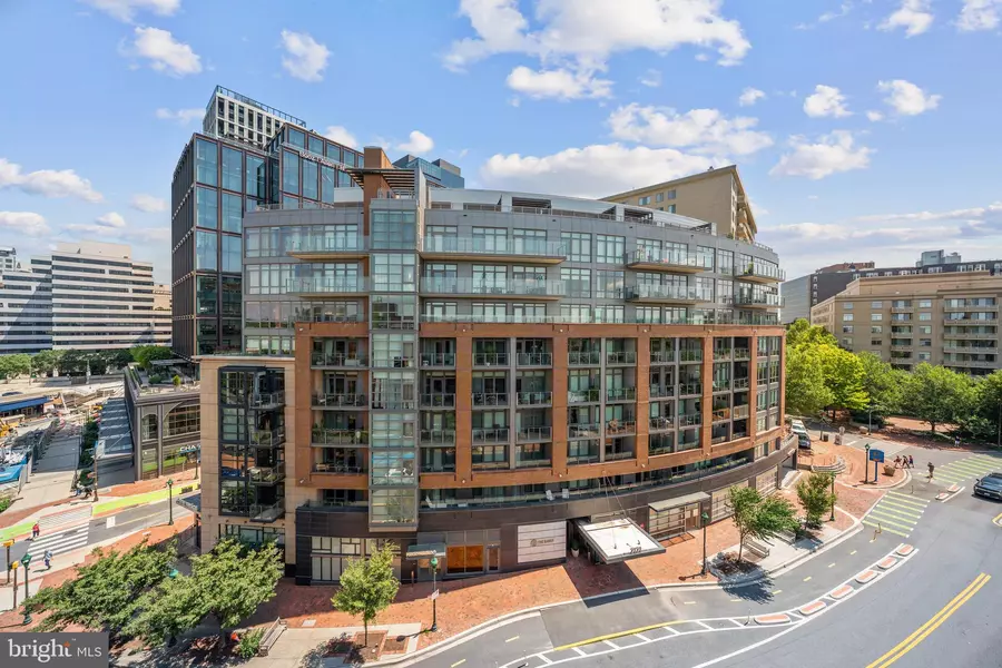 7171 WOODMONT AVE #505, Bethesda, MD 20815