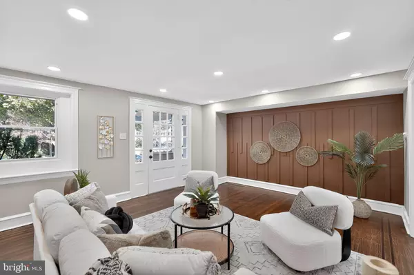 Philadelphia, PA 19119,358 W MOUNT AIRY AVE