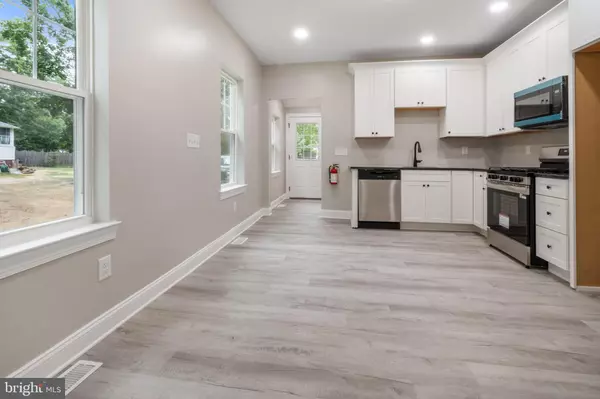 Pitman, NJ 08071,127 E WOODLAND AVE