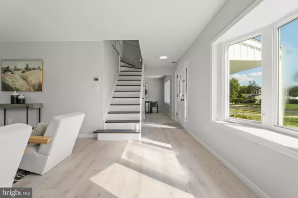 Willingboro, NJ 08046,21 PADDOCK