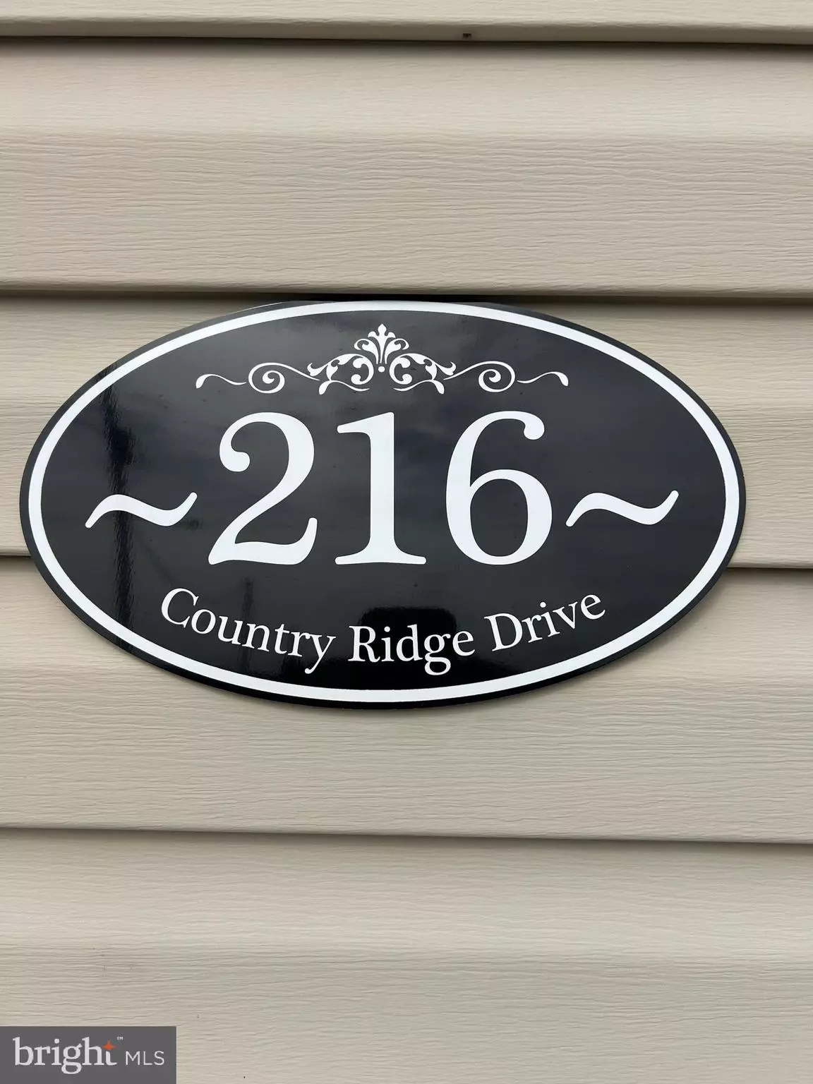 York, PA 17408,216 COUNTRY RIDGE DR