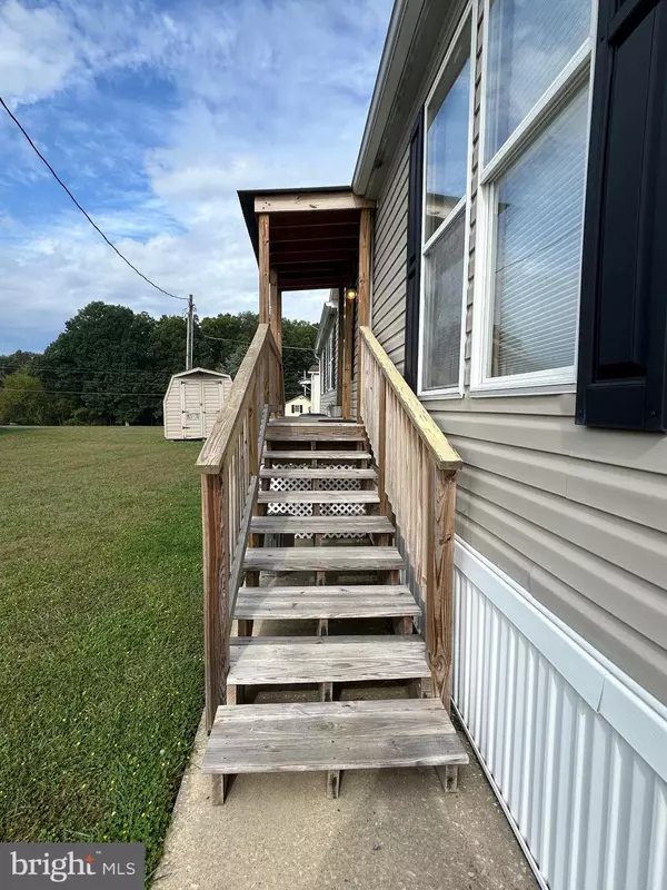 York, PA 17408,216 COUNTRY RIDGE DR