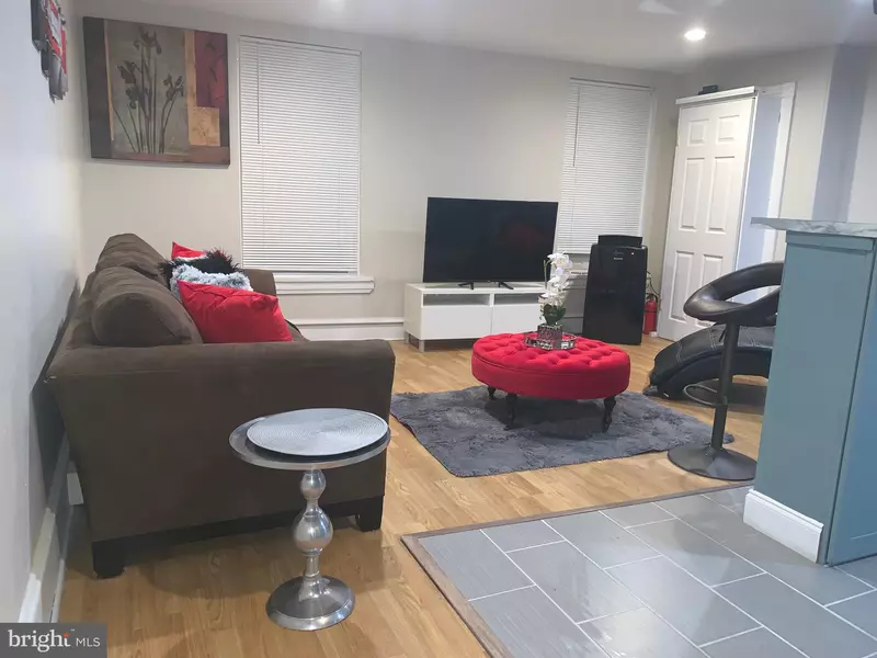 226 ROXBOROUGH AVE #2, Philadelphia, PA 19128