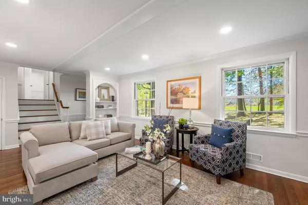 Wayne, PA 19087,675 WALKER RD