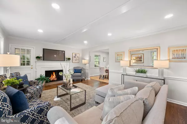 Wayne, PA 19087,675 WALKER RD