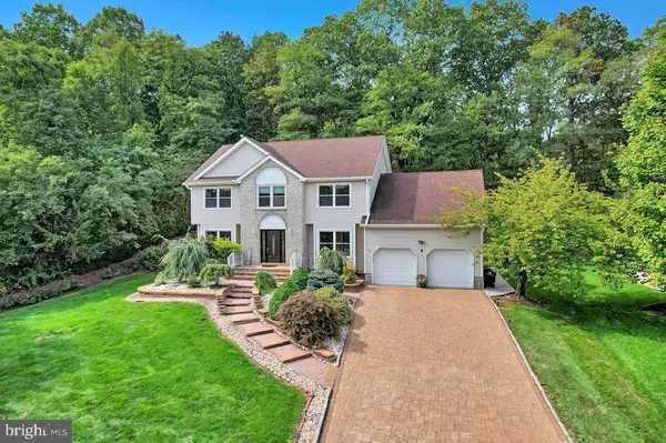 East Brunswick, NJ 08816,8 CHRISTIAN DR