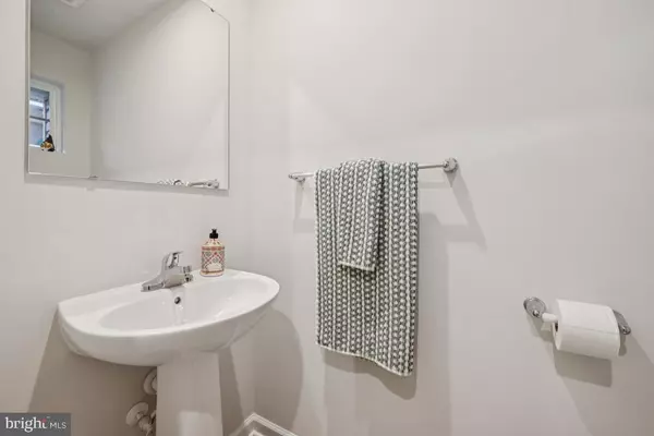 Blackwood, NJ 08012,81 SOUTHWIND DR