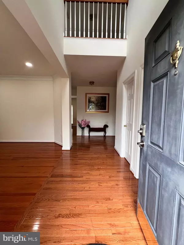 Woodbridge, VA 22191,16317 EAGLE FLIGHT CIR