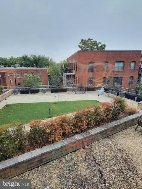 Washington, DC 20010,1375 KENYON ST NW #426